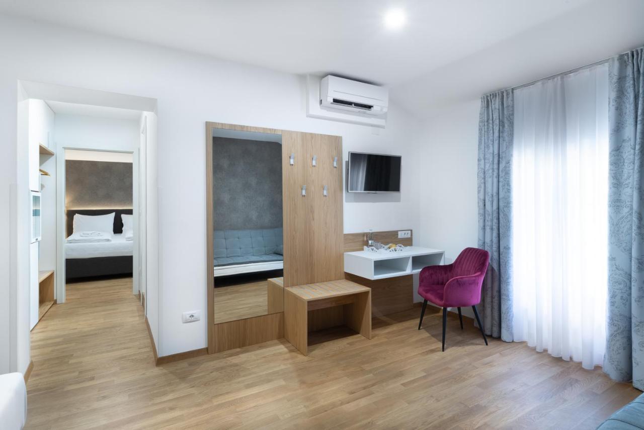 Hotel Dvorec Толмин Экстерьер фото